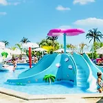 Teodora Summer By Alezzi Apartament