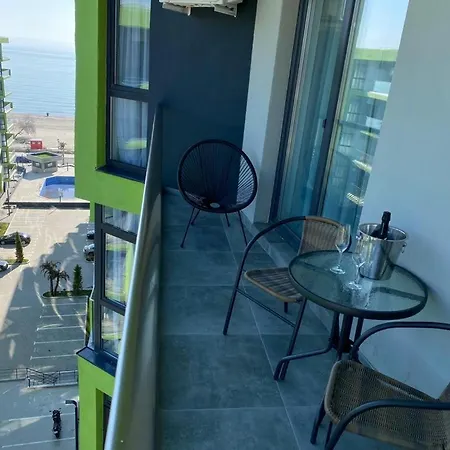 Teodora Summer By Alezzi Apartman