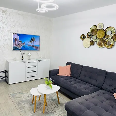 Daire Teodora Summer By Alezzi