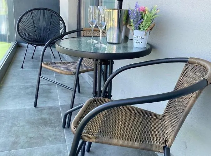 Teodora Summer By Alezzi * Navodari